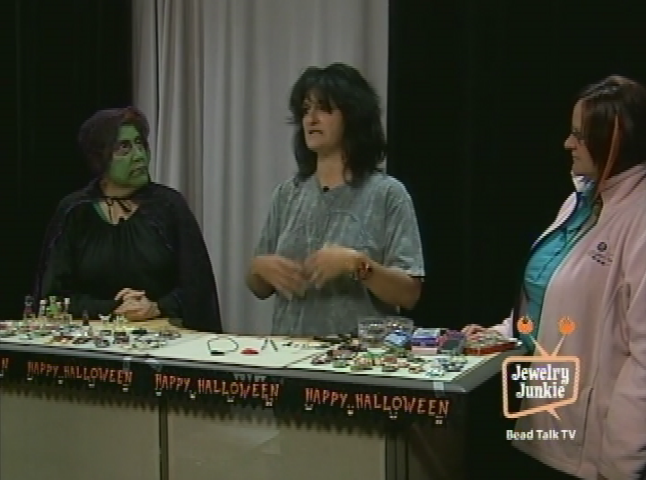 Thumbnail image for Jewlery Junkie - Halloween