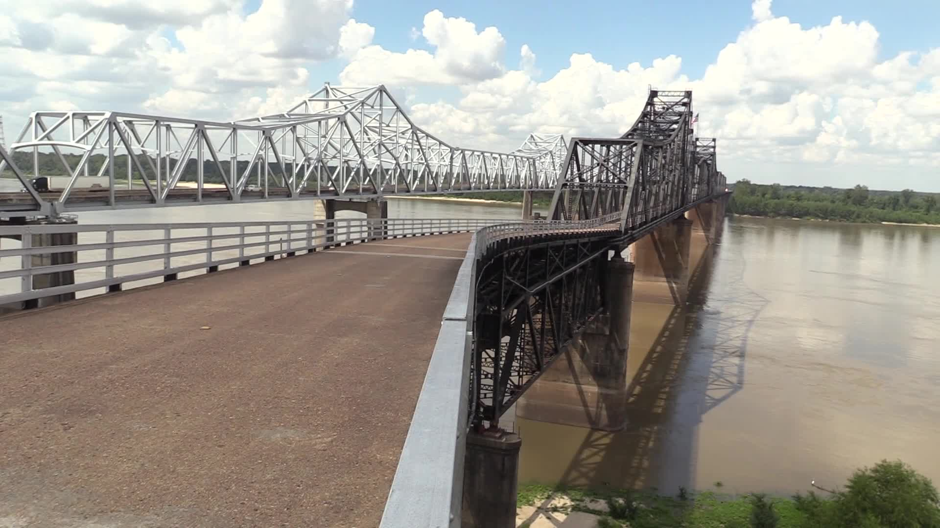 Thumbnail image for Perils For Pedestrians - VIcksburg Bridge