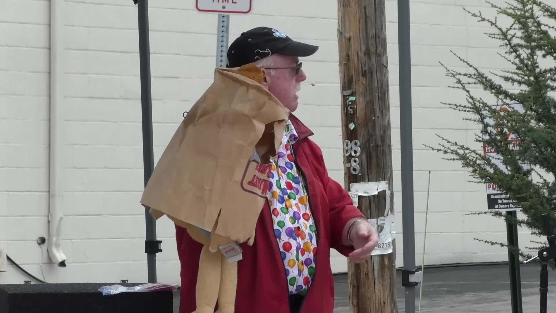 Thumbnail image for Methuen Day 2022 - Magician Steve Dewitt